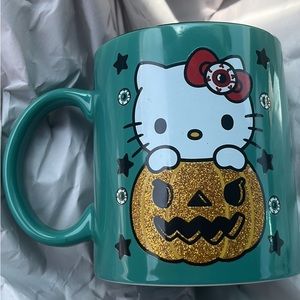 Hello kitty Halloween mug